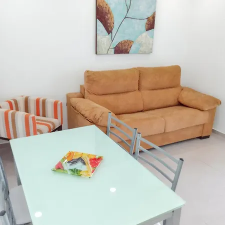 Comfortable In Arona, 50 M², Shared Pool *