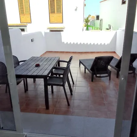 Apartmán Comfortable In Arona, 50 M², Shared Pool *